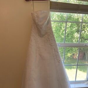 David's Bridal Michaelangelo Wedding Dress